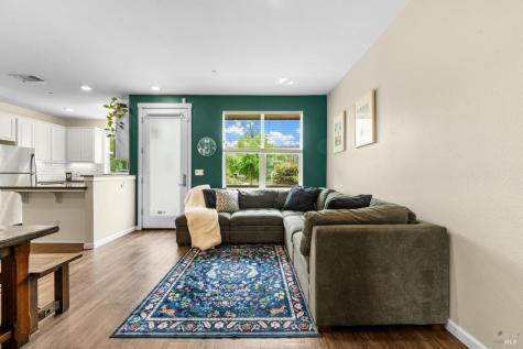 52 Haworth Way Santa Rosa CA 95407