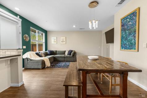 52 Haworth Way Santa Rosa CA 95407