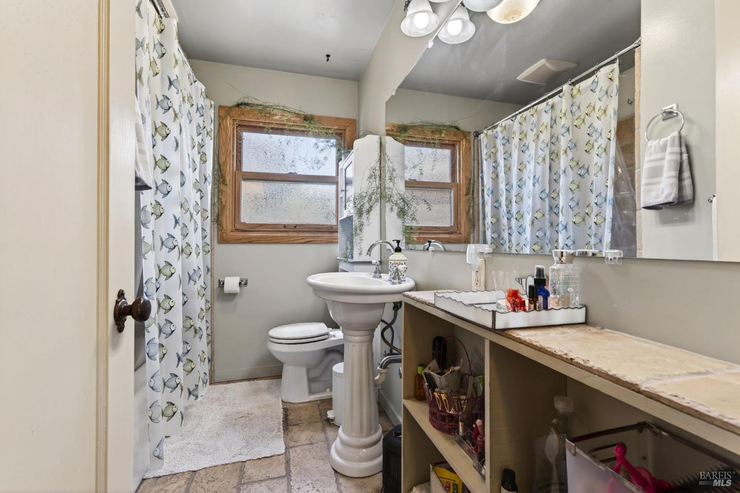 441 N Jefferson Street Cloverdale CA 95425