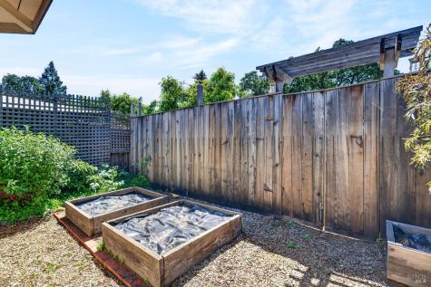 441 N Jefferson Street Cloverdale CA 95425