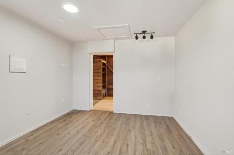 441 N Jefferson Street Cloverdale CA 95425