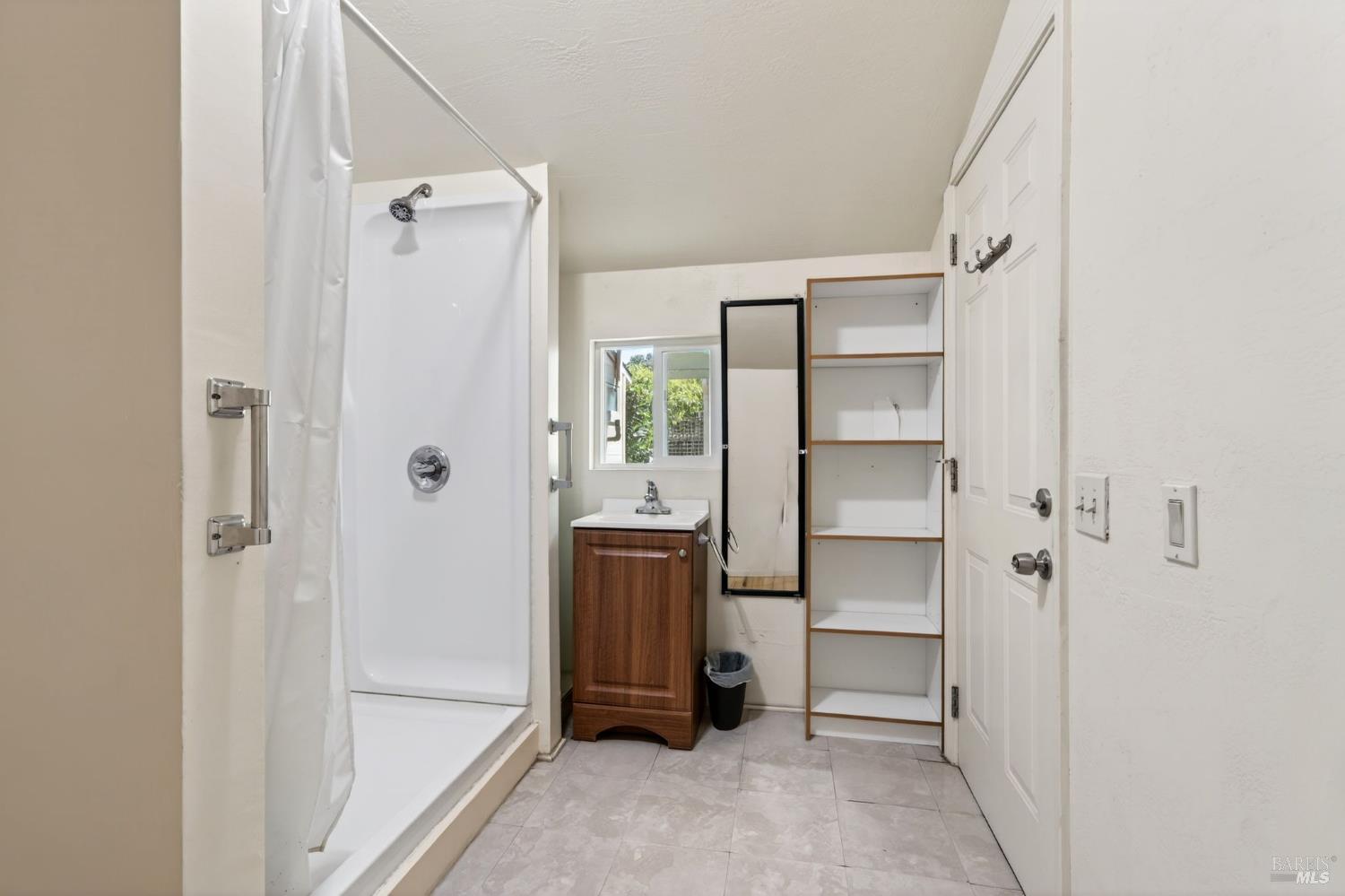 441 N Jefferson Street Cloverdale CA 95425