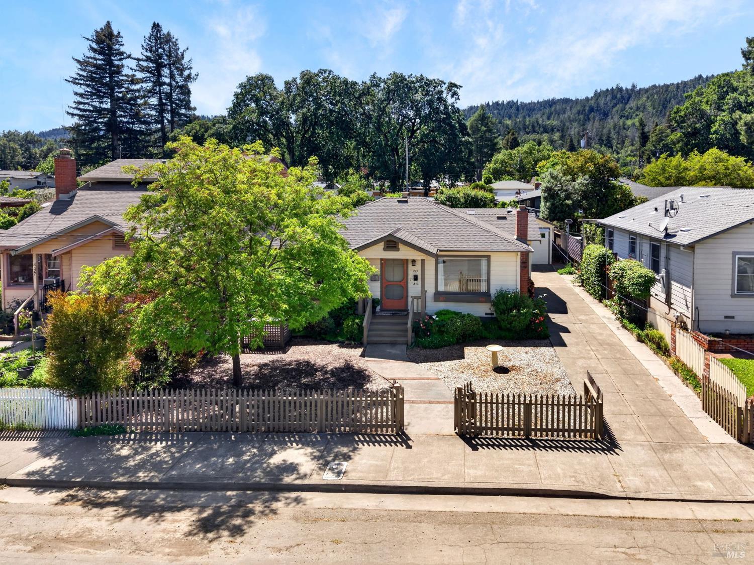 441 N Jefferson Street Cloverdale CA 95425