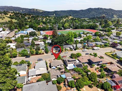 441 N Jefferson Street Cloverdale CA 95425