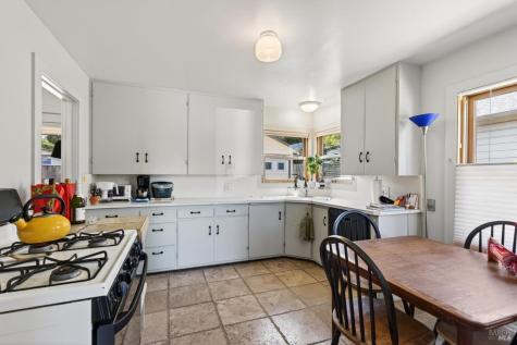 441 N Jefferson Street Cloverdale CA 95425