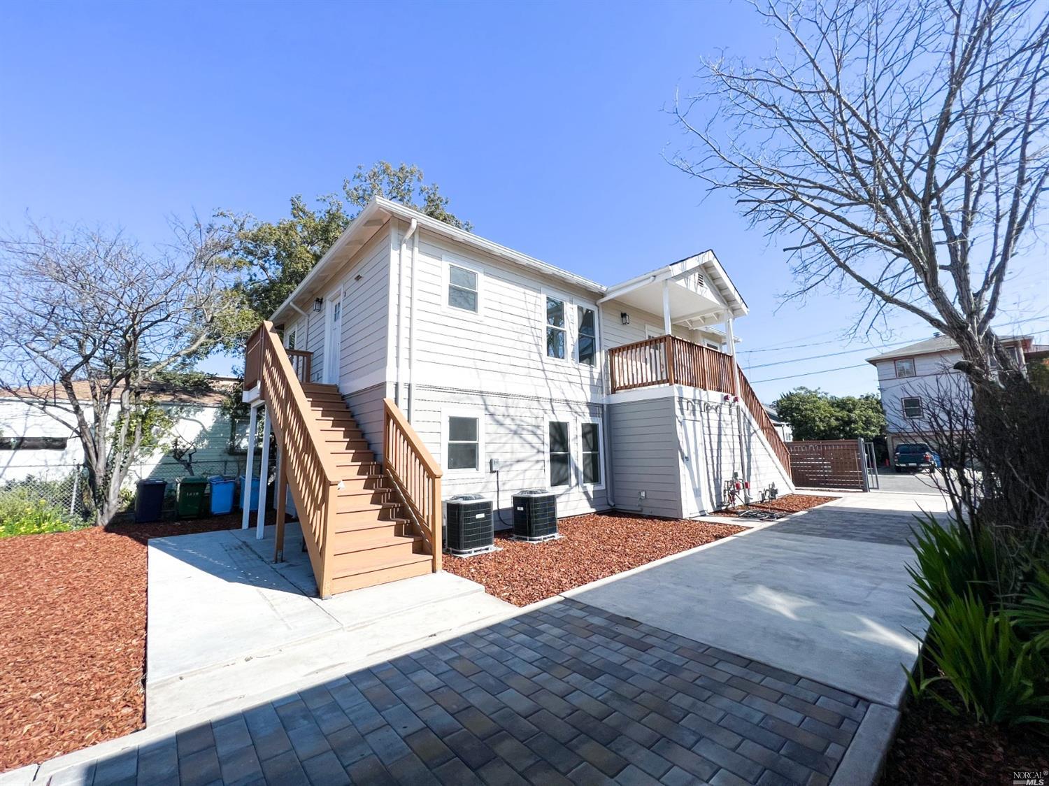 1418-1418 #2 Northside Avenue Berkeley CA 94702