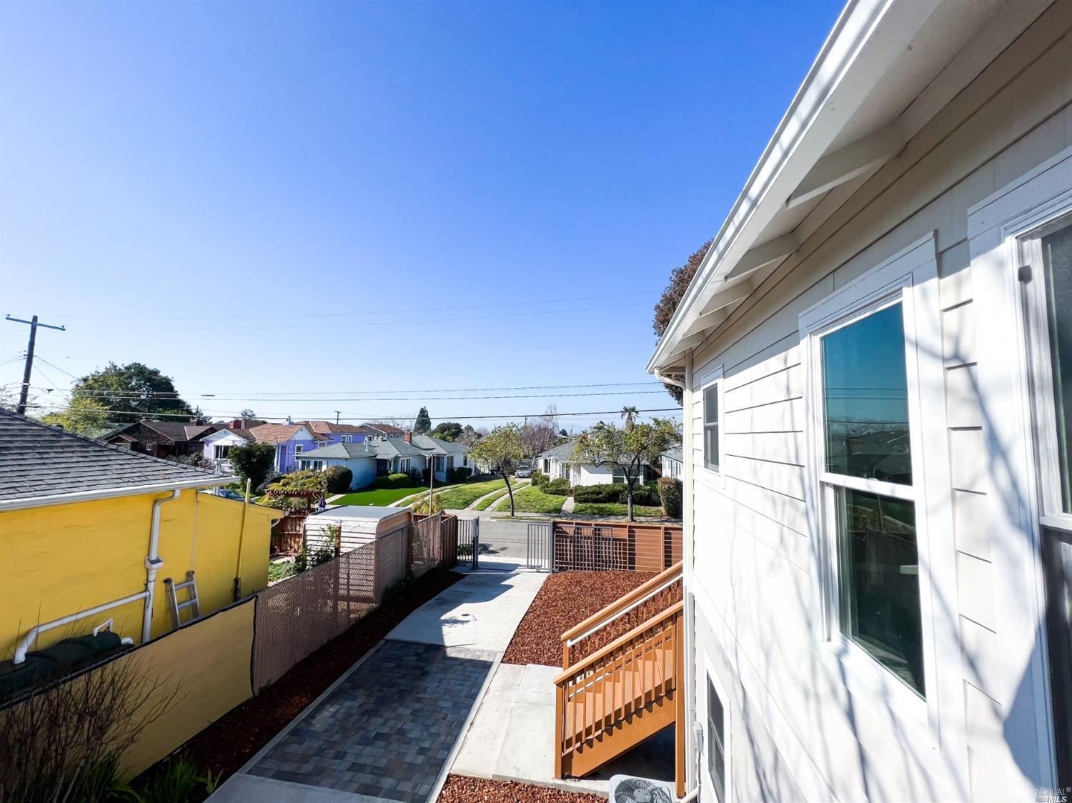 1418-1418 #2 Northside Avenue Berkeley CA 94702