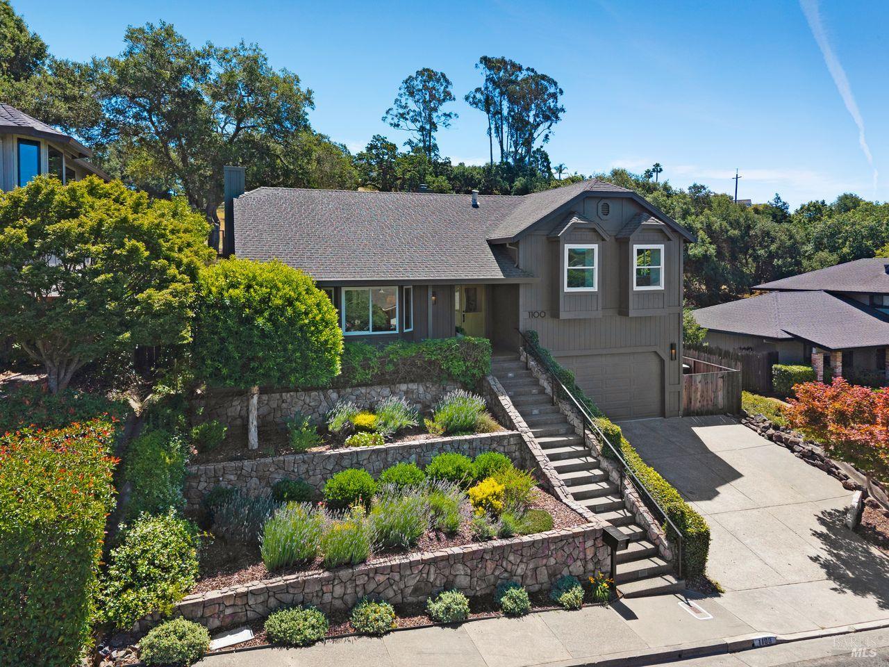 1100 Sunnyside Drive Healdsburg CA 95448