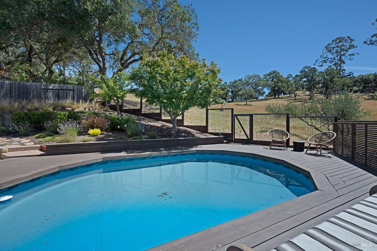 1100 Sunnyside Drive Healdsburg CA 95448