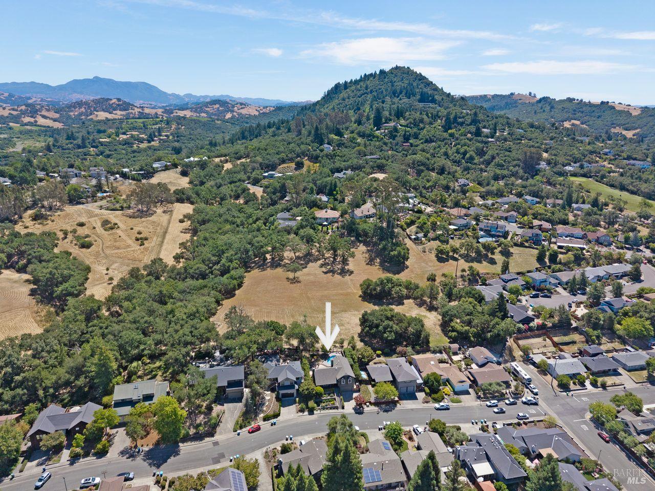 1100 Sunnyside Drive Healdsburg CA 95448