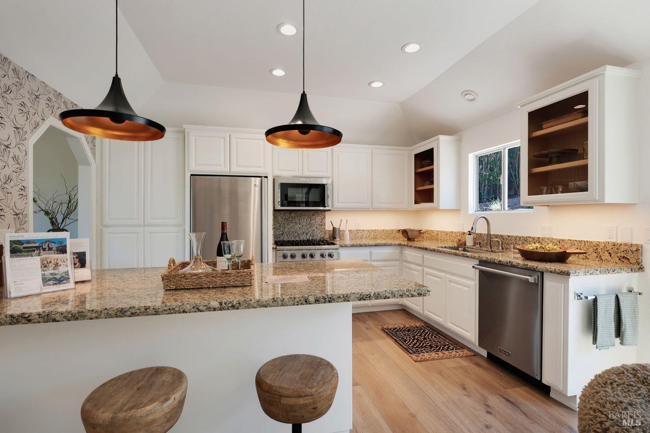 1100 Sunnyside Drive Healdsburg CA 95448