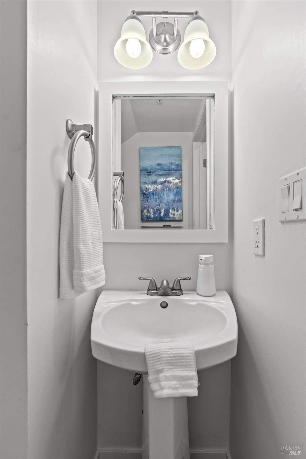 27 Mallard Court Napa CA 94559