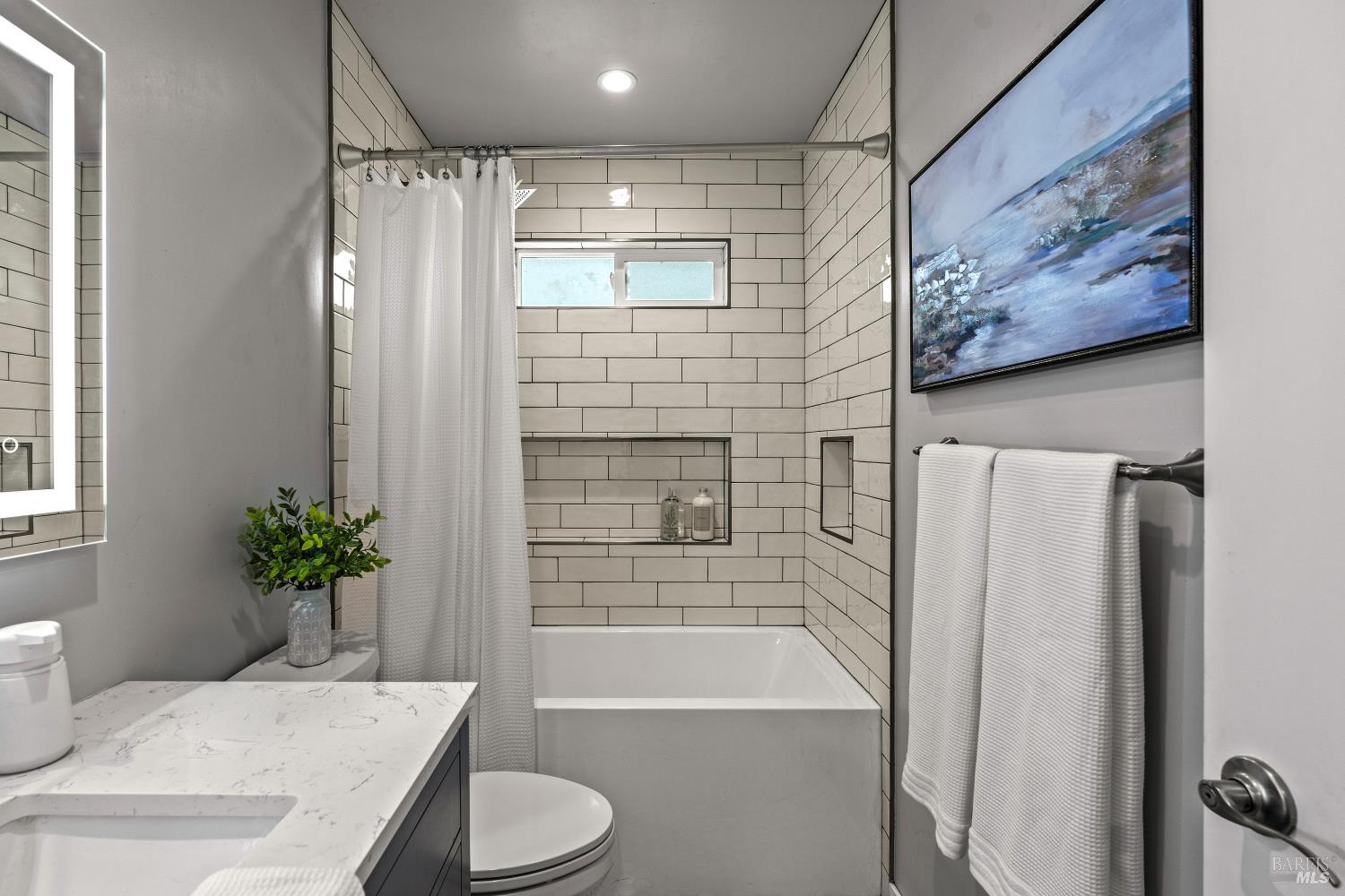 27 Mallard Court Napa CA 94559
