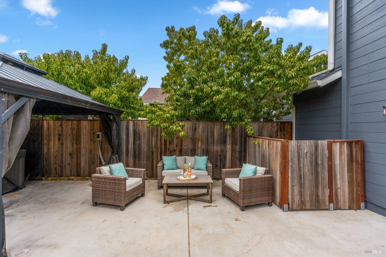 27 Mallard Court Napa CA 94559