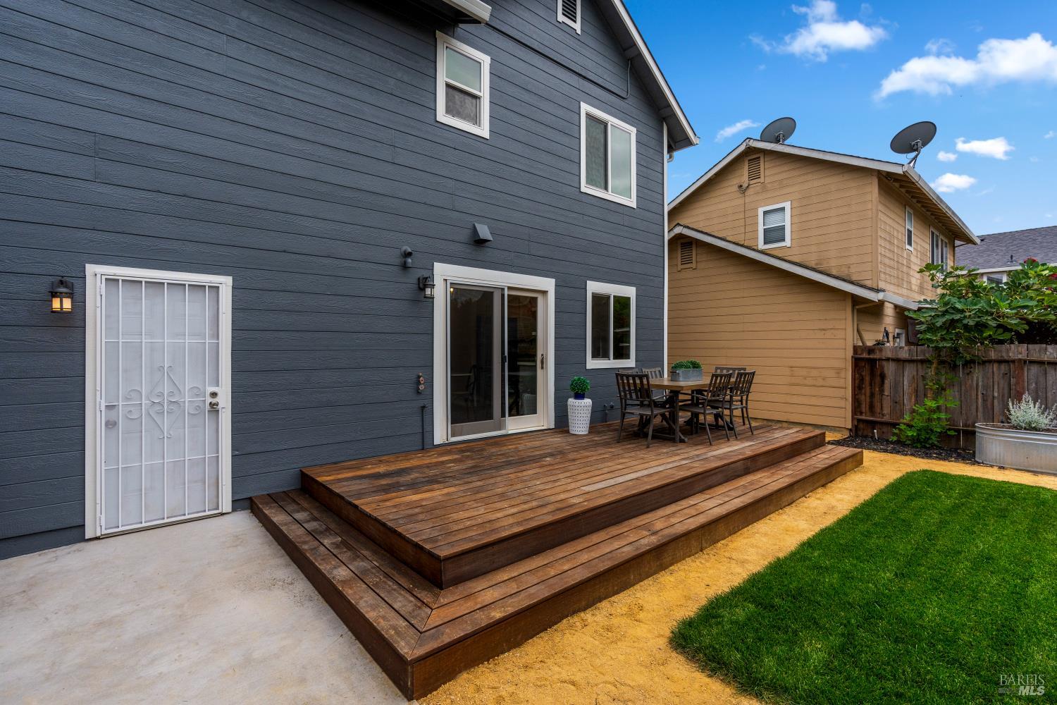 27 Mallard Court Napa CA 94559