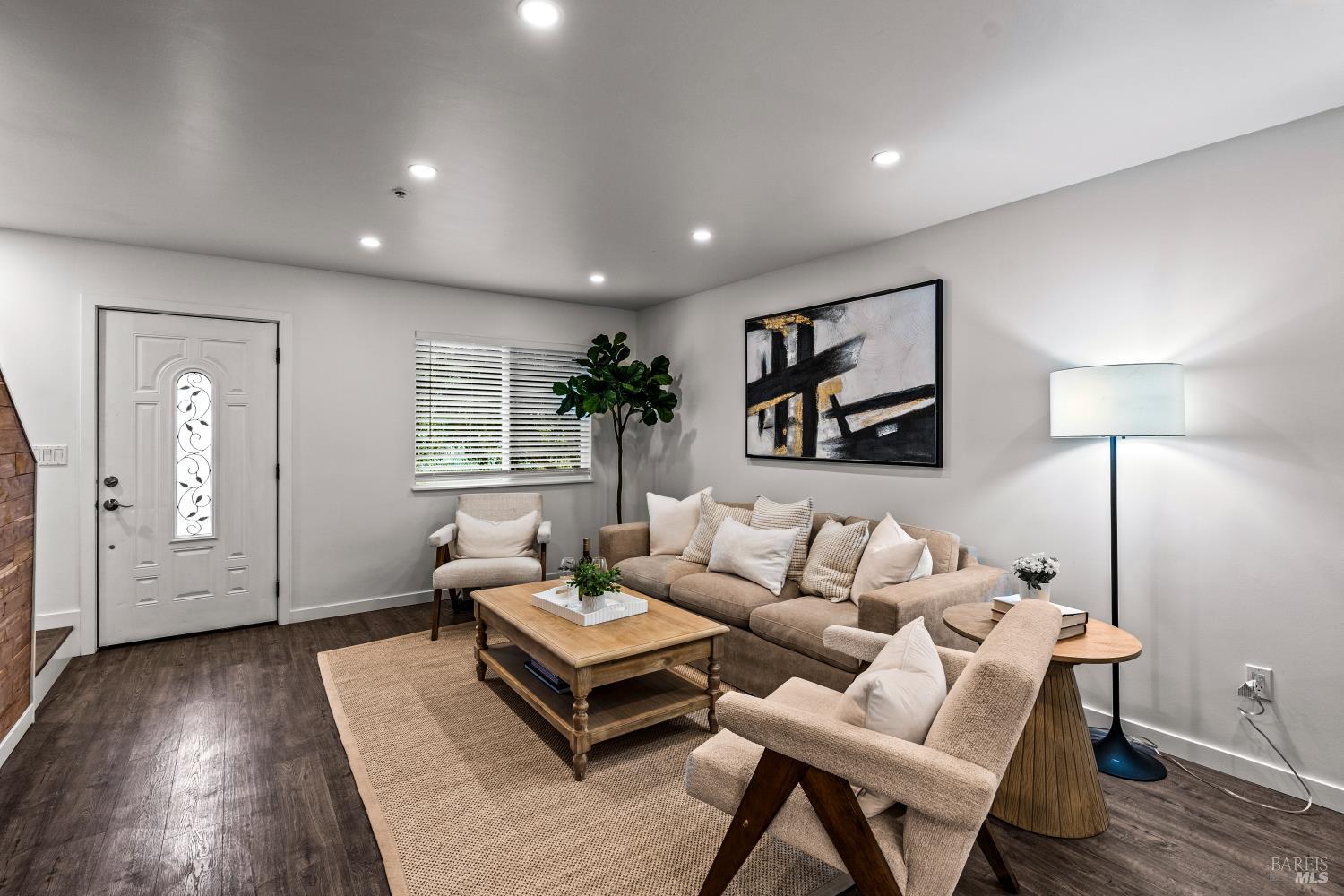 27 Mallard Court Napa CA 94559
