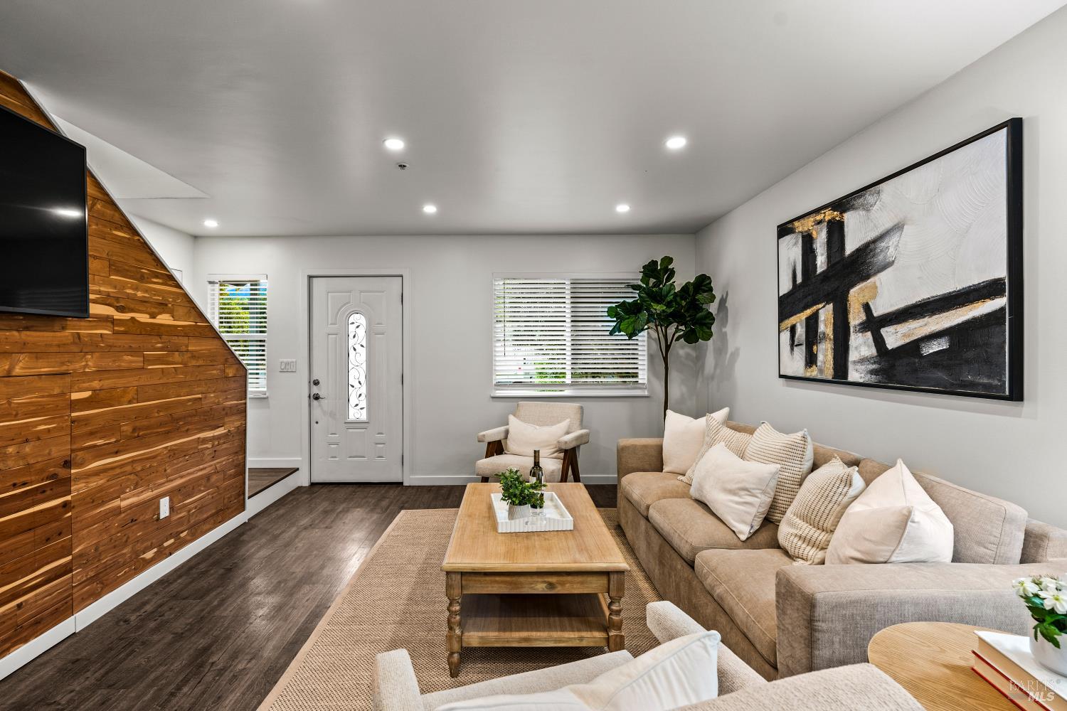 27 Mallard Court Napa CA 94559