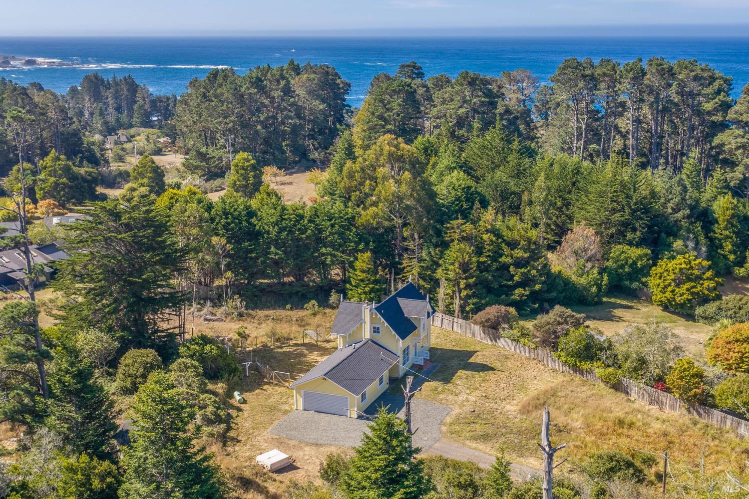 45115 Fern Drive Mendocino CA 95460