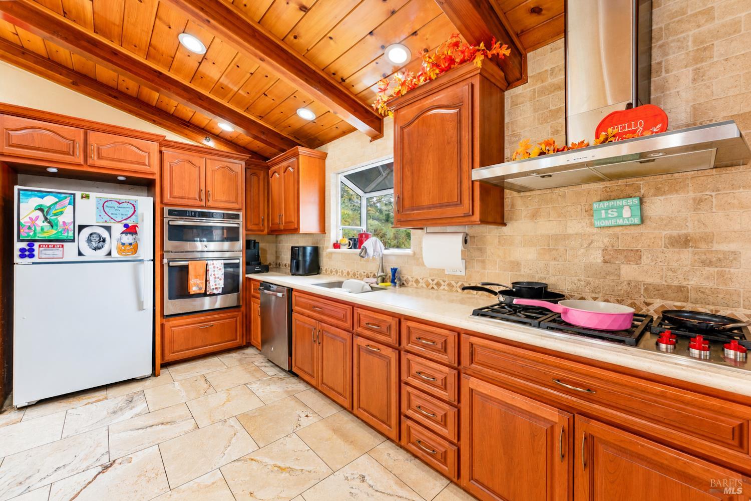 5151 Eastside Calpella Road Ukiah CA 95482