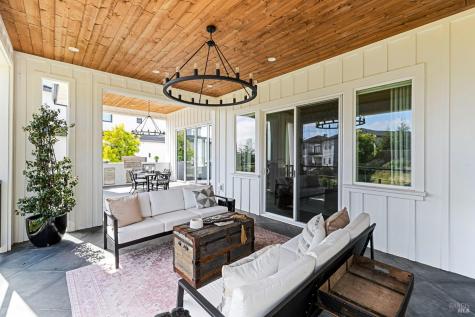 3742 Sawgrass Place Santa Rosa CA 95403