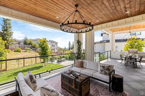 3742 Sawgrass Place Santa Rosa CA 95403