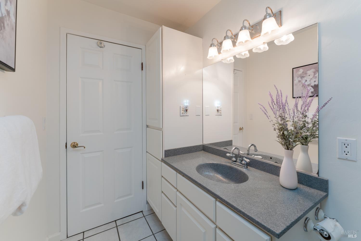 750 Road N Redwood Valley CA 95470
