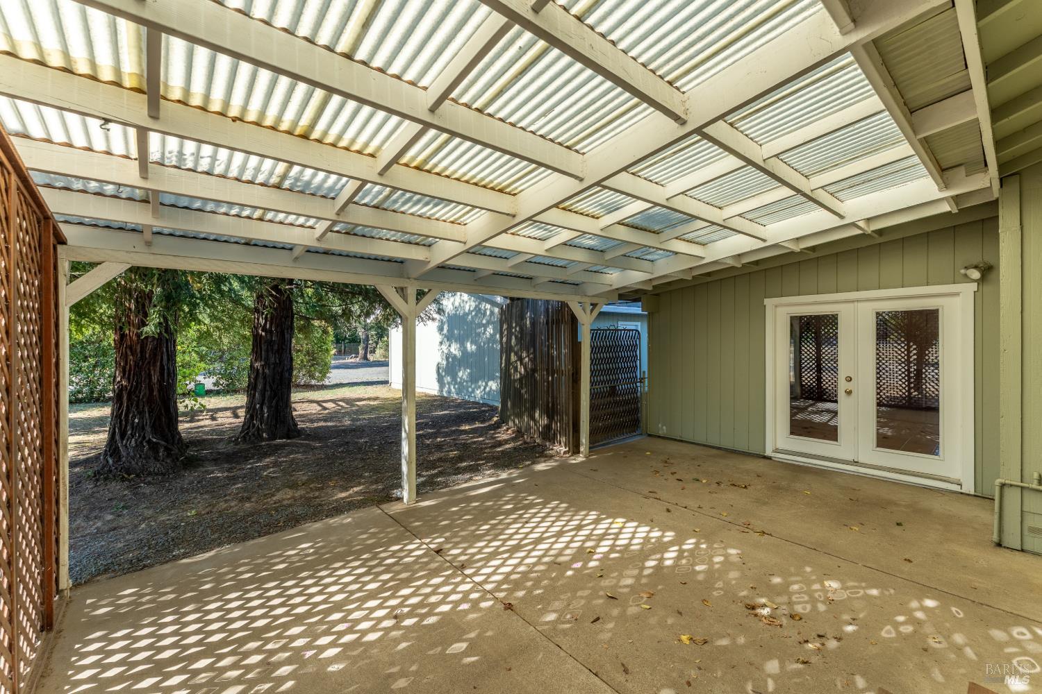 750 Road N Redwood Valley CA 95470