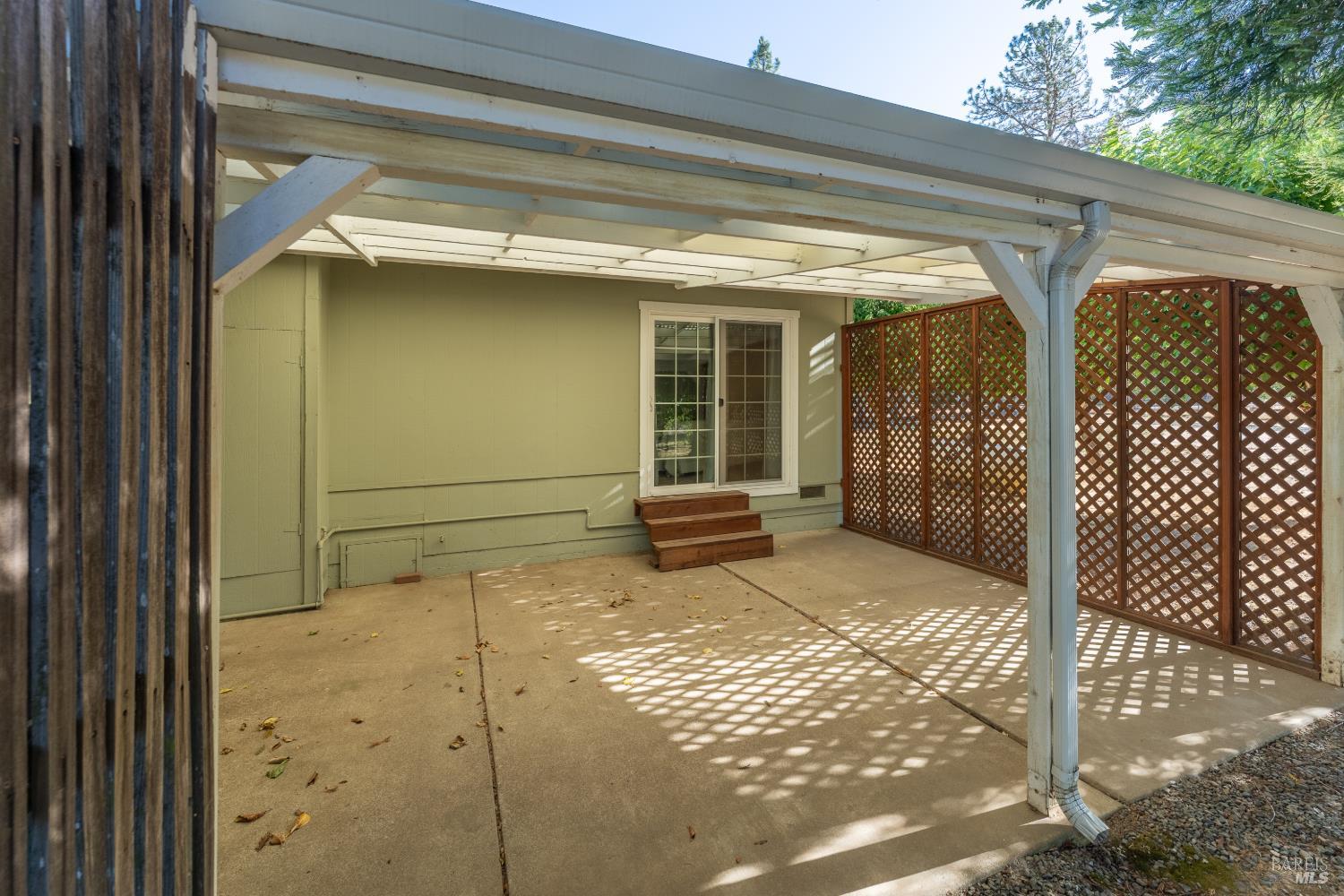 750 Road N Redwood Valley CA 95470
