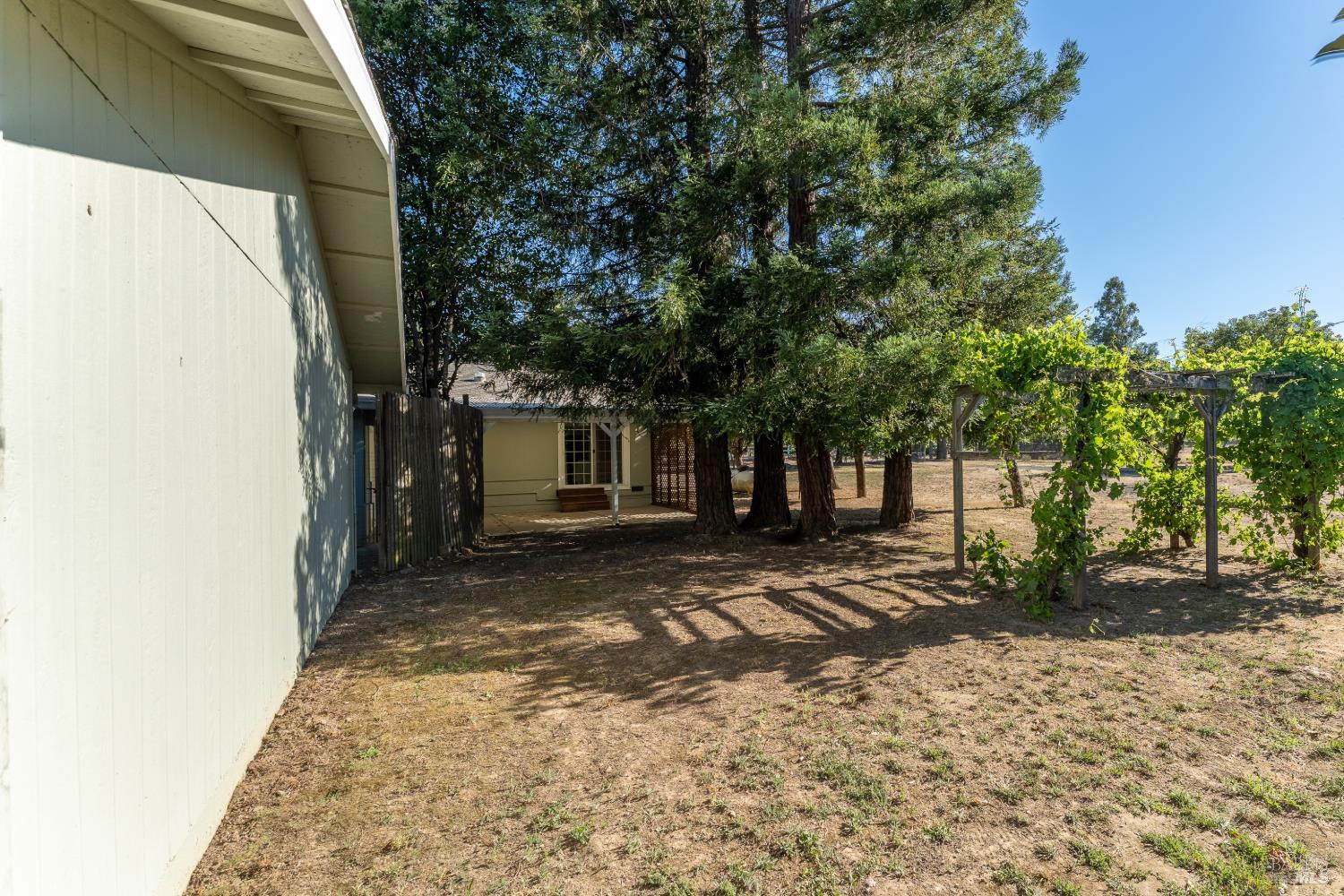 750 Road N Redwood Valley CA 95470