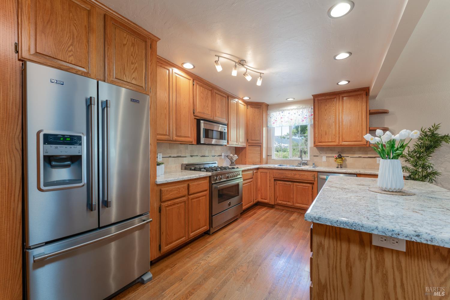 750 Road N Redwood Valley CA 95470