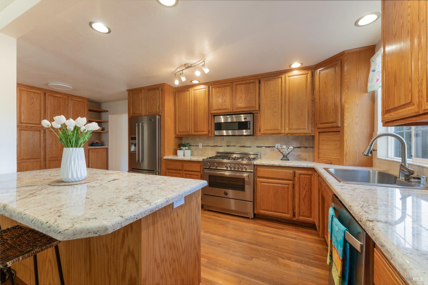 750 Road N Redwood Valley CA 95470