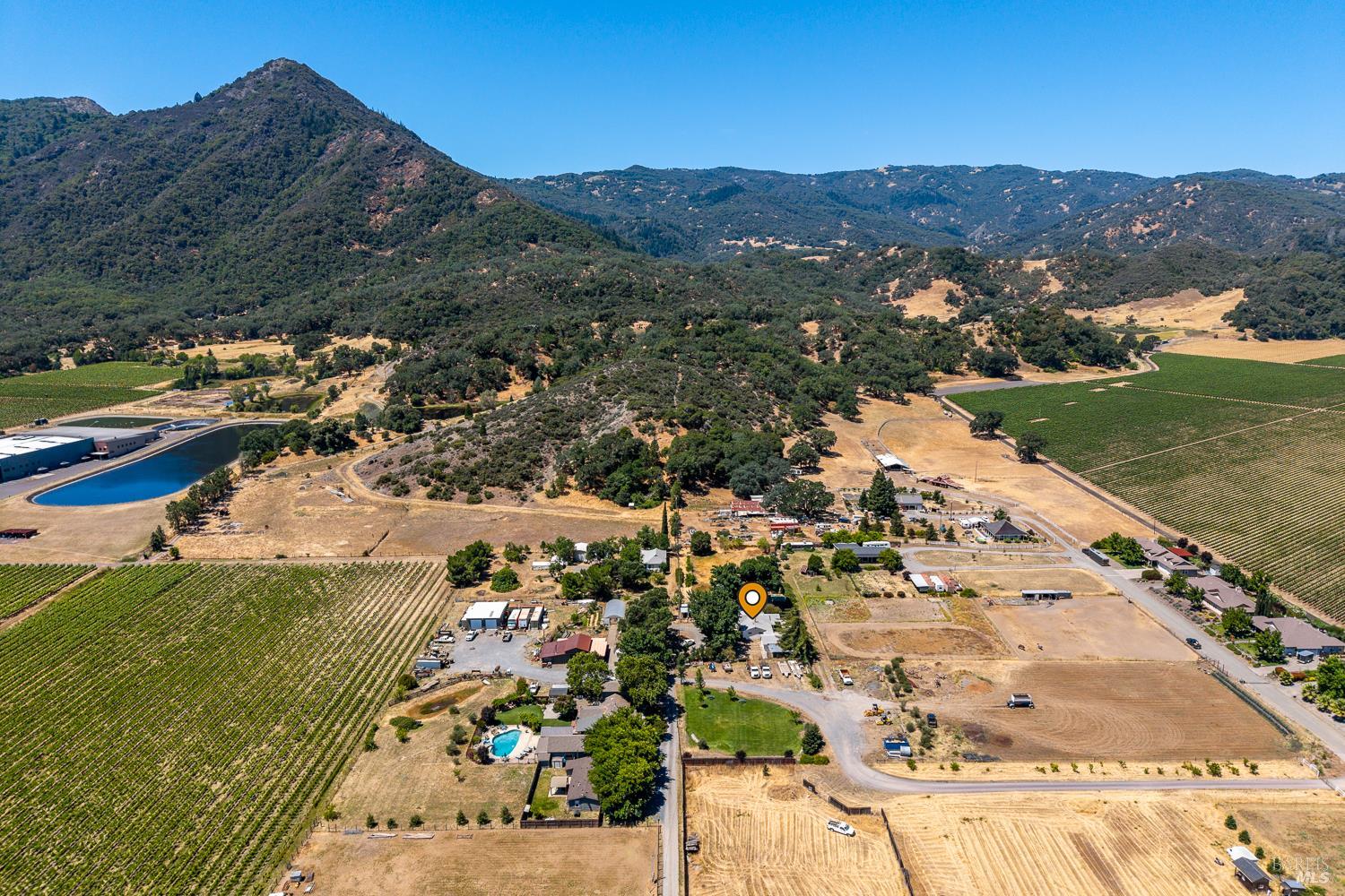 300 Bradford Lane Hopland CA 95449