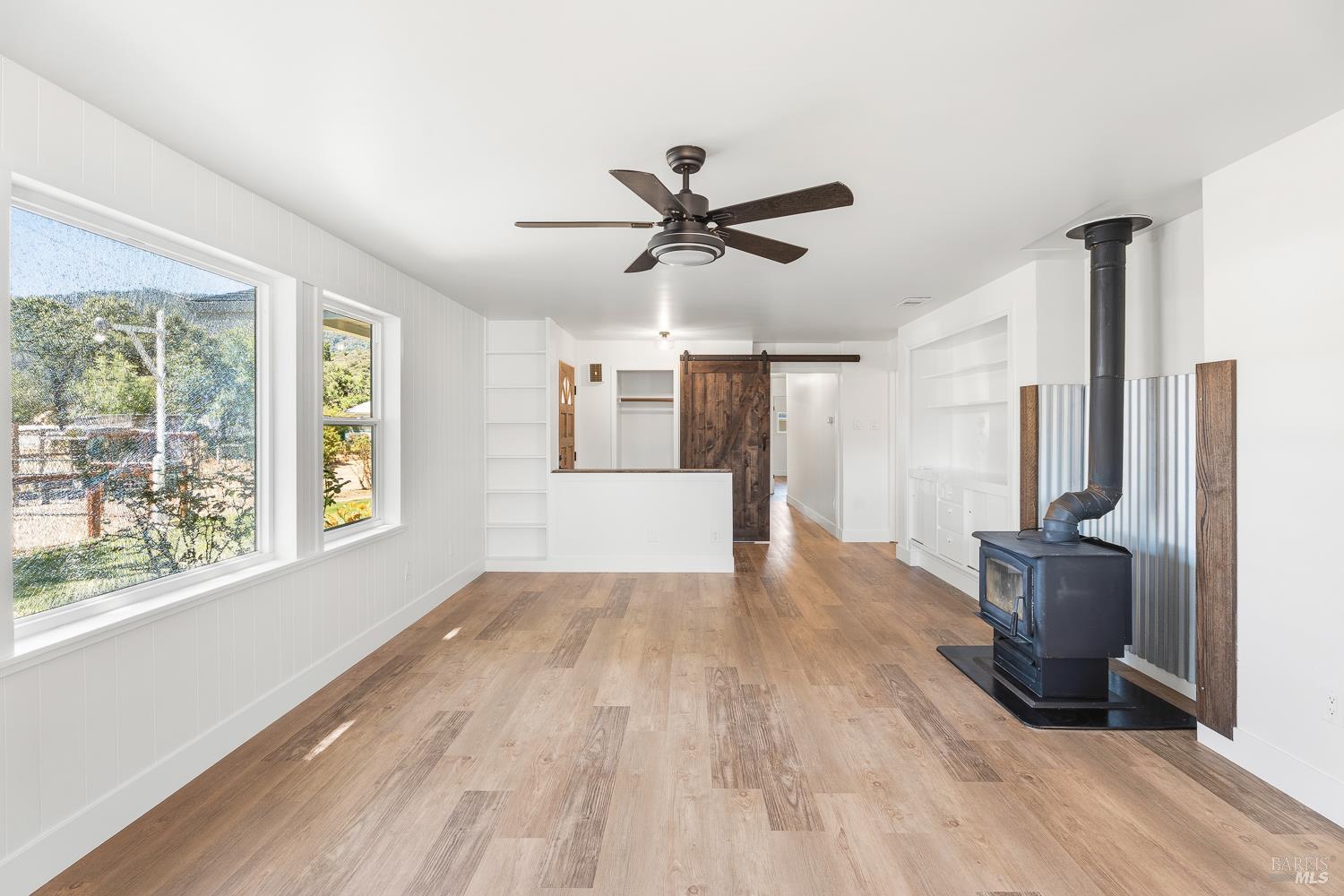 300 Bradford Lane Hopland CA 95449
