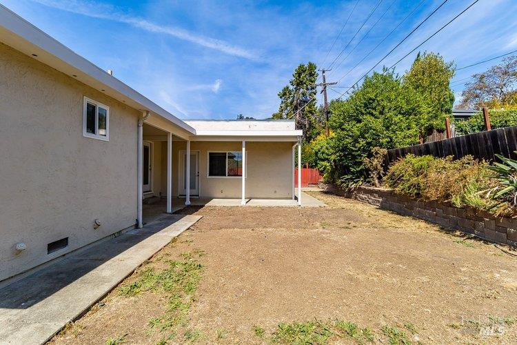 216 Bowman Drive Vallejo CA 94591