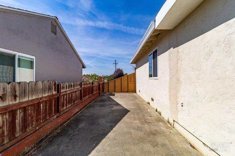 216 Bowman Drive Vallejo CA 94591