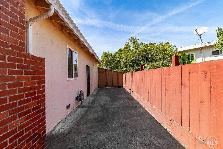 216 Bowman Drive Vallejo CA 94591