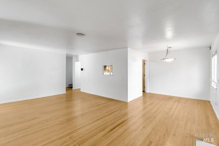 216 Bowman Drive Vallejo CA 94591