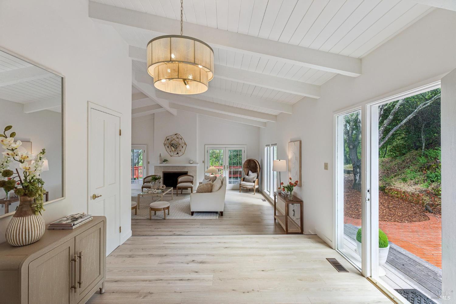 99 Glenside Way San Rafael CA 94903