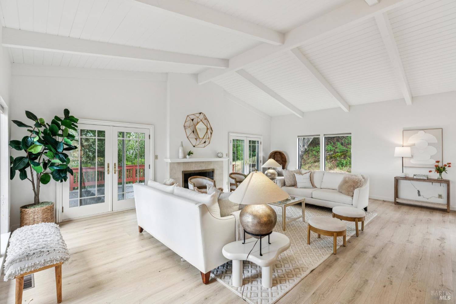 99 Glenside Way San Rafael CA 94903