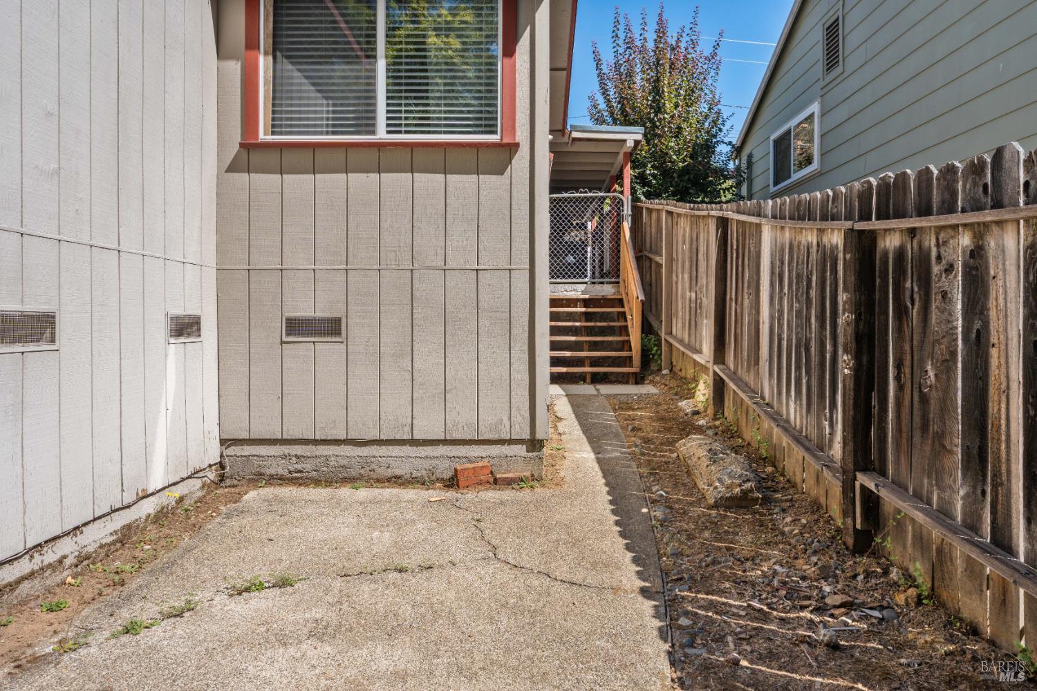 569 Redwood Avenue Ukiah CA 95482