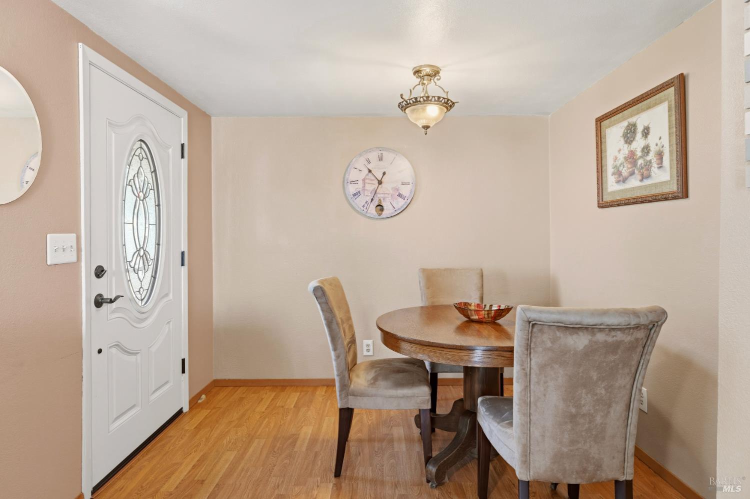 569 Redwood Avenue Ukiah CA 95482