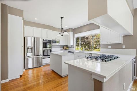 6332 Meadowridge Drive Santa Rosa CA 95408