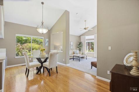 6332 Meadowridge Drive Santa Rosa CA 95408