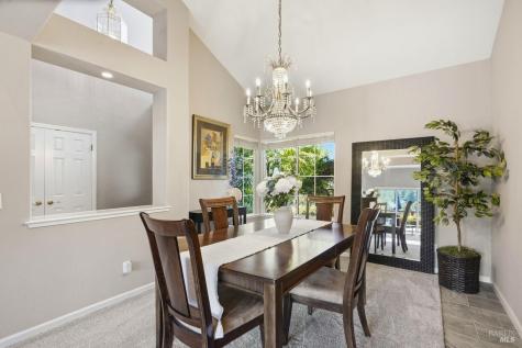 6332 Meadowridge Drive Santa Rosa CA 95408