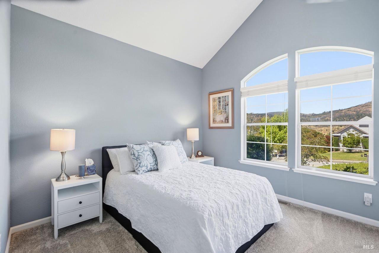 6332 Meadowridge Drive Santa Rosa CA 95409