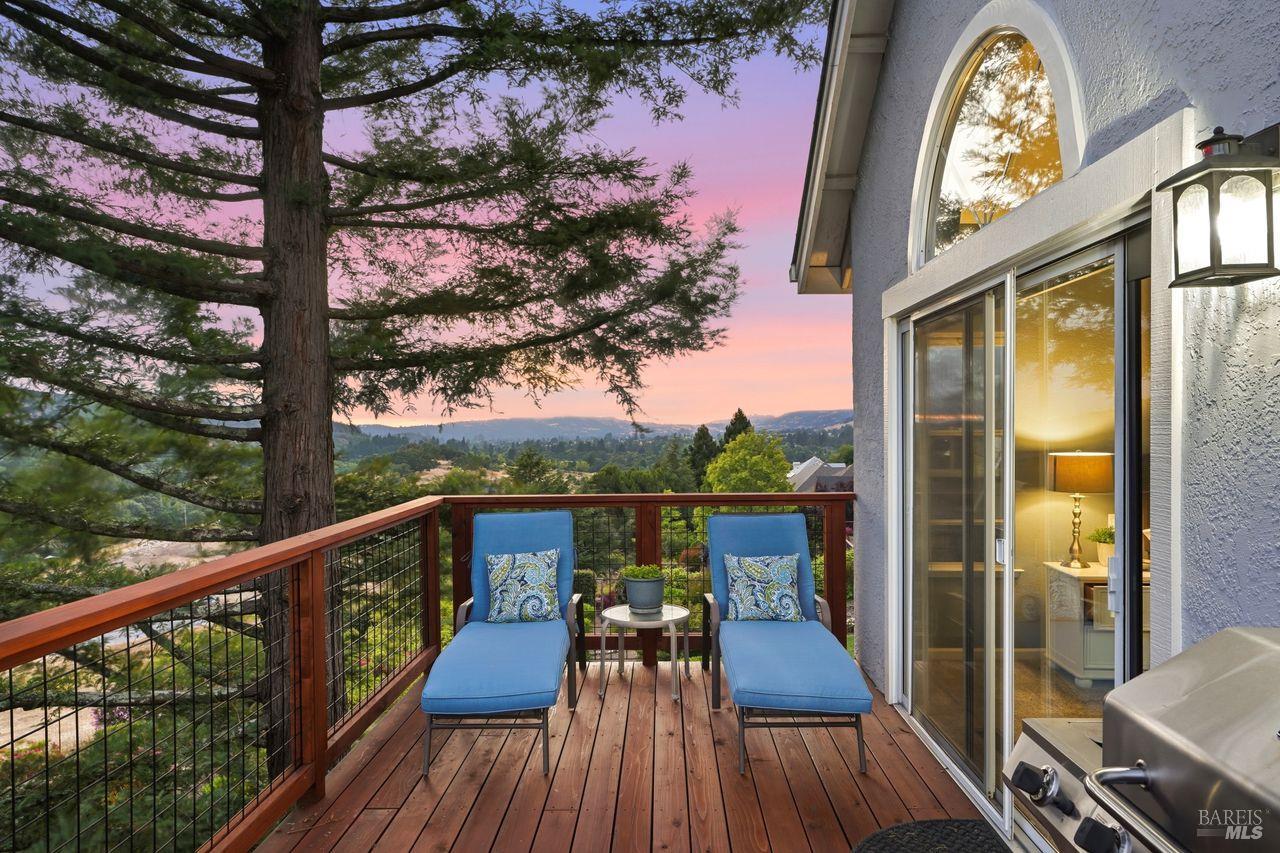 6332 Meadowridge Drive Santa Rosa CA 95409
