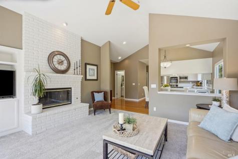 6332 Meadowridge Drive Santa Rosa CA 95408