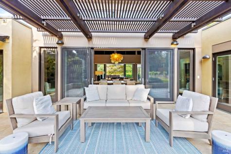 2252 W Dry Creek Road Healdsburg CA 95448