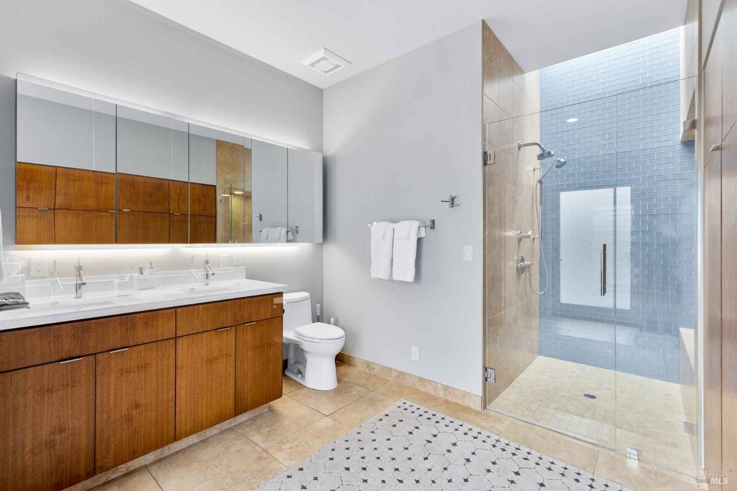 2252 W Dry Creek Road Healdsburg CA 95448