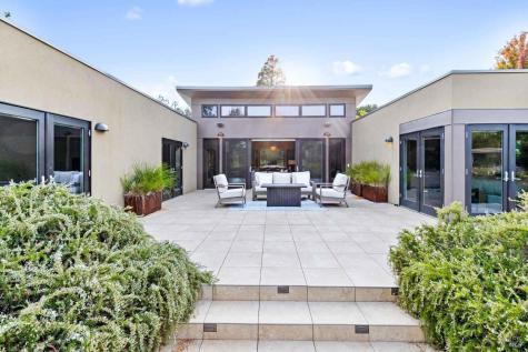 2252 W Dry Creek Road Healdsburg CA 95448